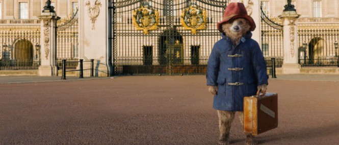 Creepy medvídek Paddington útočí v traileru