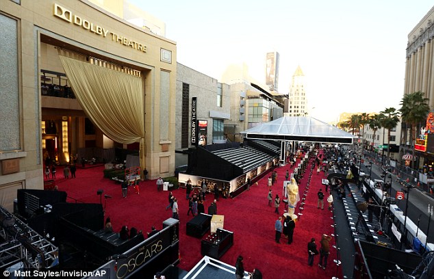 Oscar - červený koberec