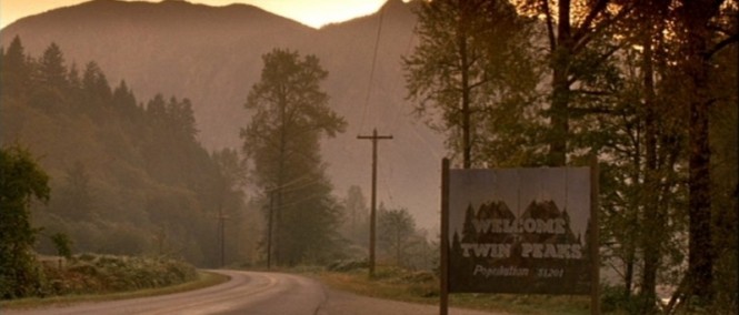 Twin Peaks odhaluje více než dvousetčlenný casting