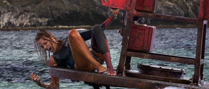 Trailer: Blake Lively si to rozdá s žralokem v traileru k The Shallows