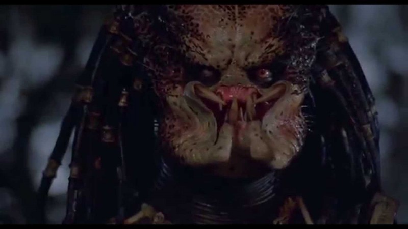 Kevin Peter Hall ve filmu Predátor / Predator