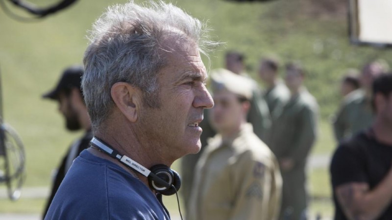 Mel Gibson při natáčení filmu Hacksaw Ridge: Zrození hrdiny / Hacksaw Ridge