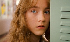 Saoirse Ronan ve filmu Pevné pouto