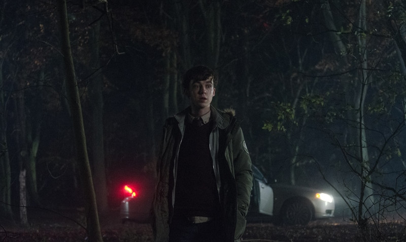 Alex Lawther ve filmu Ghost Stories / Ghost Stories