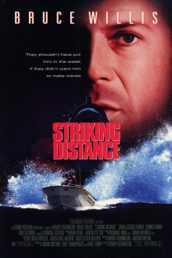 Plakát filmu Na dostřel / Striking Distance