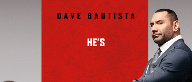Dave Bautista a Chloe Coleman v komedii My Spy