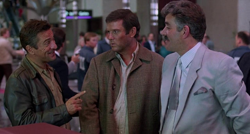 Robert De Niro, Charles Grodin, Dennis Farina ve filmu Půlnoční běh / Midnight Run