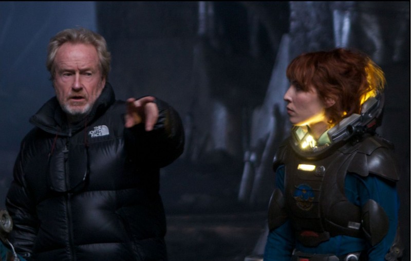 Noomi Rapace, Ridley Scott při natáčení filmu Prometheus / Prometheus