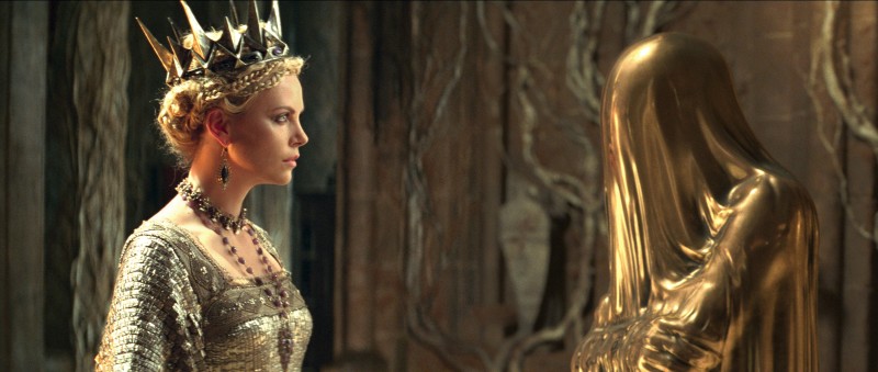 Charlize Theron ve filmu Sněhurka a lovec / Snow White and the Huntsman