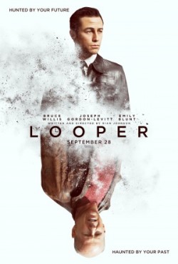 Plakát filmu Looper: Nájemný zabiják / Looper
