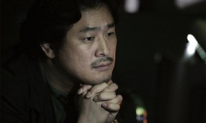Park Chan-Wook při natáčení filmu Žízeň Park Chan-Wook při natáčení filmu Žízeň