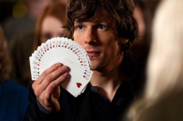 Jesse Eisenberg ve filmu Podfukáři / Now You See Me