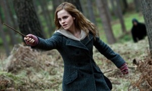 Emma Watson ve filmu Harry Potter a Relikvie smrti - část 1