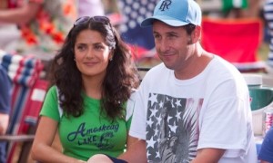 Salma Hayek a Adam Sandler ve filmu Machři