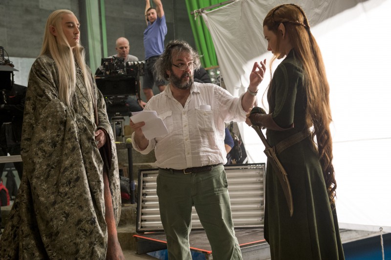 Peter Jackson při natáčení filmu Hobit: Šmakova dračí poušť / The Hobbit: The Desolation of Smaug