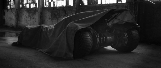 Batman vs. Superman: jak vypadá nový Batmobil?