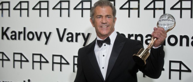 Mel Gibson začal natáčet válečné drama Hacksaw Ridge