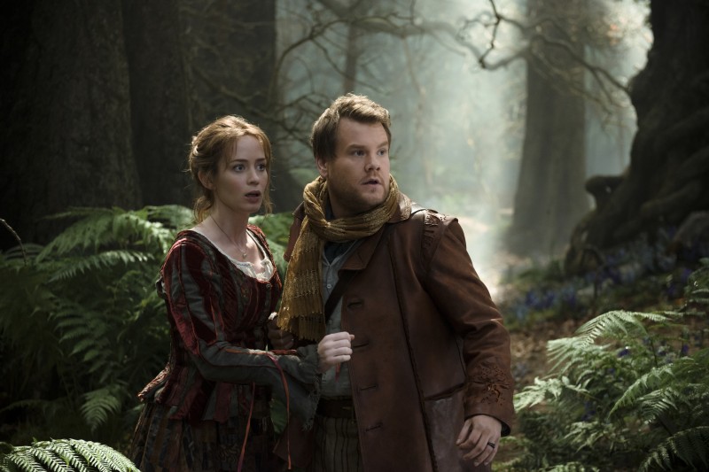 Emily Blunt, James Corden ve filmu Čarovný les / Into the Woods