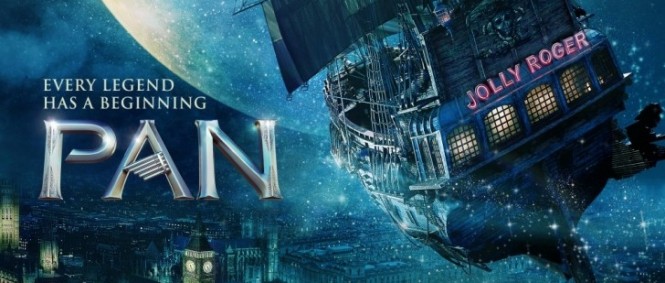 Létající lodě, piráti a Hook v novém traileru fantasy Pan