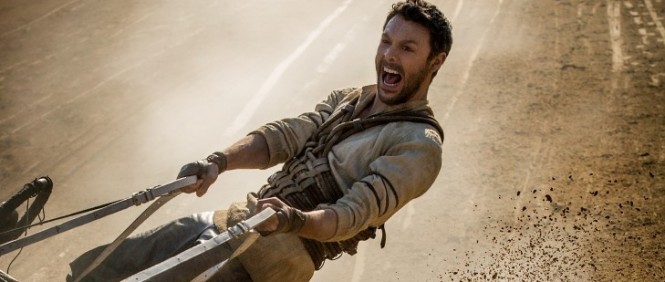 První trailer: Ben-Hur řídí čtyřspřeží v remaku klasiky