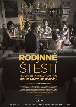 Český plakát filmu Rodinné štěstí / Ernelláék Farkaséknál