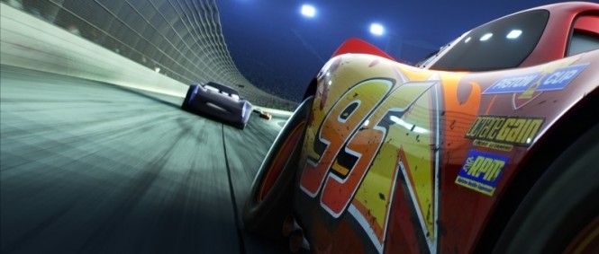 Pixarovská Auta 3 přijíždějí v prvním dramatickém teaseru