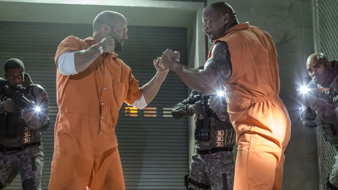 Dwayne Johnson, Jason Statham ve filmu Rychle a zběsile 8 / Rychle a zběsile 8