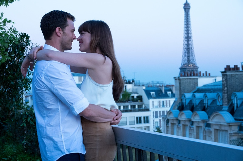 Jamie Dornan, Dakota Johnson ve filmu Padesát odstínů svobody / Fifty Shades Freed