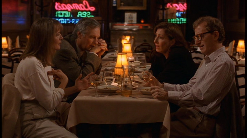 Woody Allen, Diane Keaton, Alan Alda, Anjelica Huston ve filmu Tajemná vražda na Manhattanu / Manhattan Murder Mystery