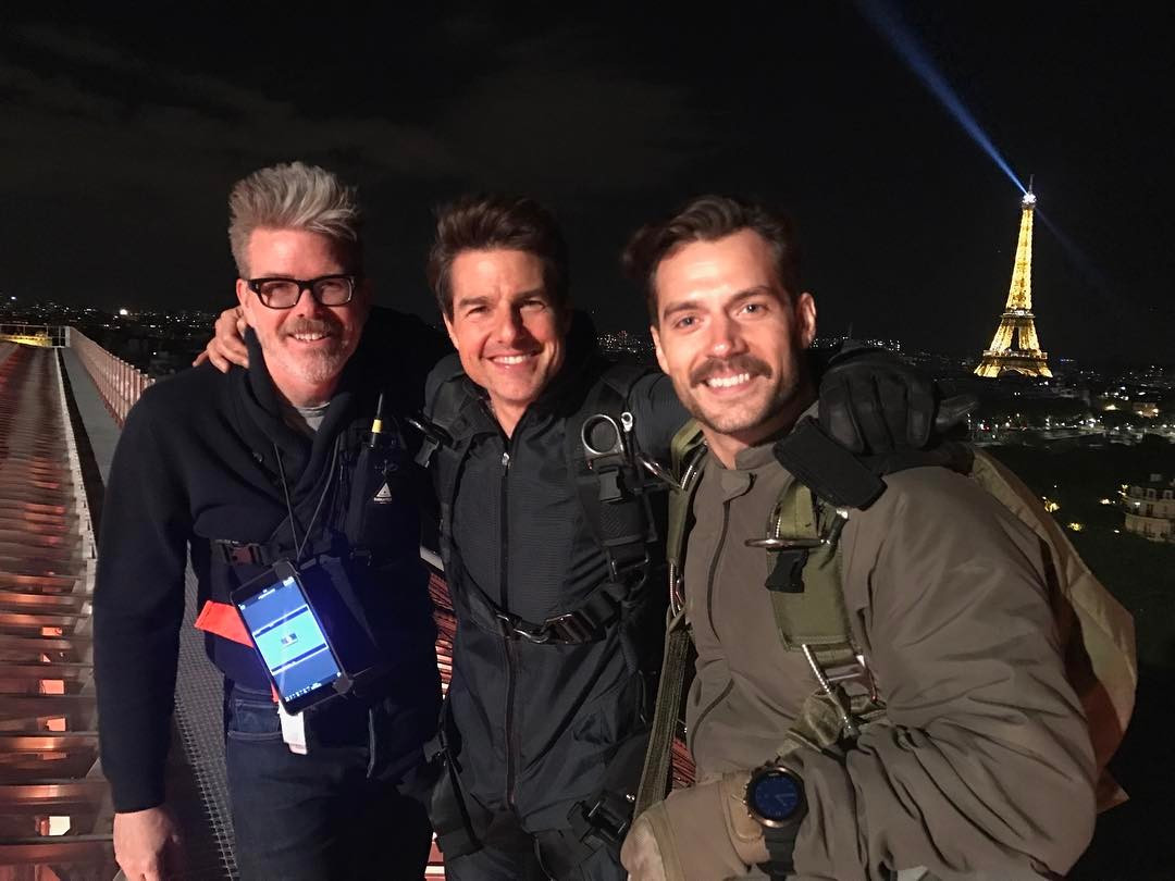Christopher McQuarrie, Henry Cavill, Tom Cruise při natáčení filmu Mission: Impossible - Fallout / Mission: Impossible - Fallout