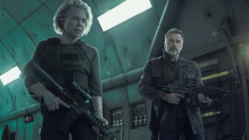 Linda Hamilton, Arnold Schwarzenegger ve filmu Terminátor: Temný osud / Terminator: Dark Fate