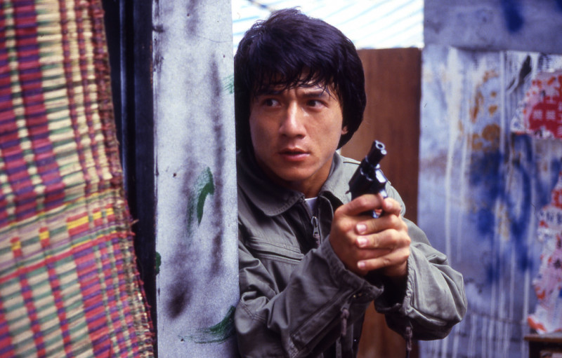 Jackie Chan ve filmu Police Story / Ging chat goo si