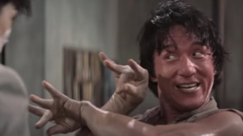 Jackie Chan ve filmu Legenda o opilém Mistrovi / Jui kuen II
