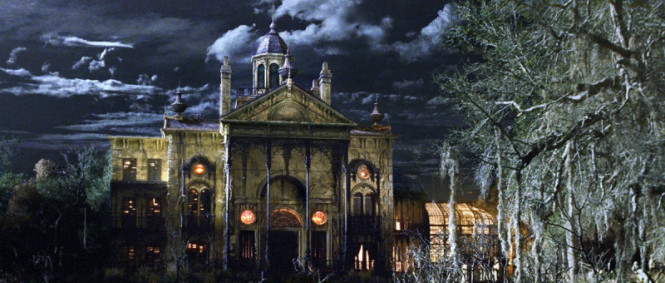 Justin Simien natočí remake Disneyho Strašidelného domu