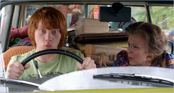 Rupert Grint, Julie Walters ve filmu Lekce řízení / Driving Lessons