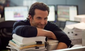 Bradley Cooper ve filmu Všemocný