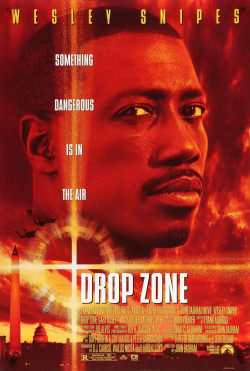Plakát filmu Zóna úniku / Drop Zone