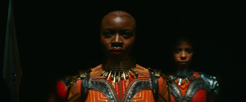 Danai Jekesai Gurira ve filmu Black Panther: Wakanda nechť žije / Black Panther: Wakanda Forever
