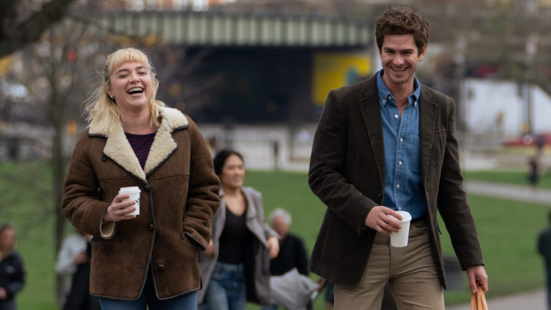 Andrew Garfield, Florence Pugh ve filmu We Live in Time / We Live in Time