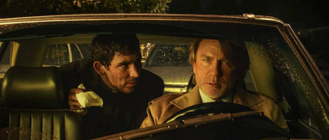 Na nože: Probuzení mrtvého muže