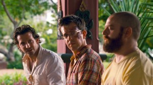 Bradley Cooper, Ed Helms a Zach Galifianakis ve filmu <b>Pařba v Bangkoku</b>