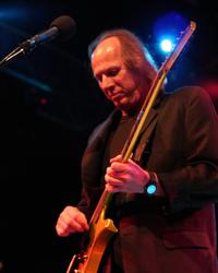 Adrian Belew