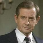 Derek Fowlds