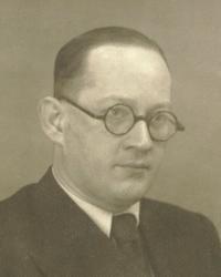 Miklós László