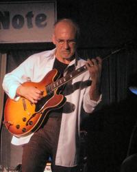 Larry Carlton