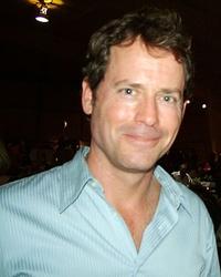 Greg Kinnear