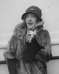 Mae Murray